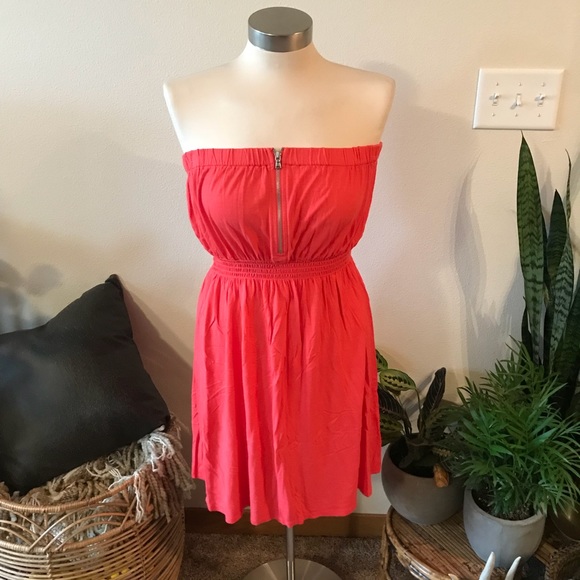 GAP Dresses & Skirts - Coral strapless zipper dress GAP Dresses & Skirts - Coral strapless zipper dress